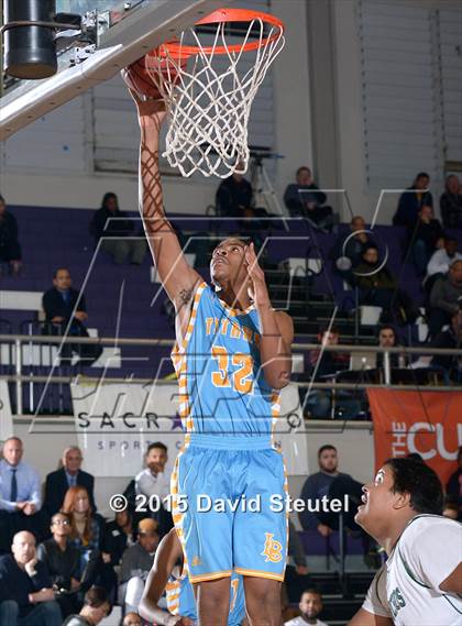 Thumbnail 2 in Burbank vs. El Cerrito (St. Hope Elite Classic) photogallery.