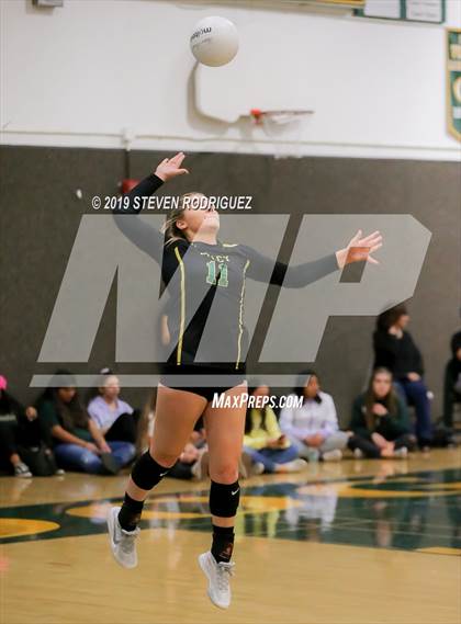Thumbnail 3 in Tracy vs. Vacaville photogallery.
