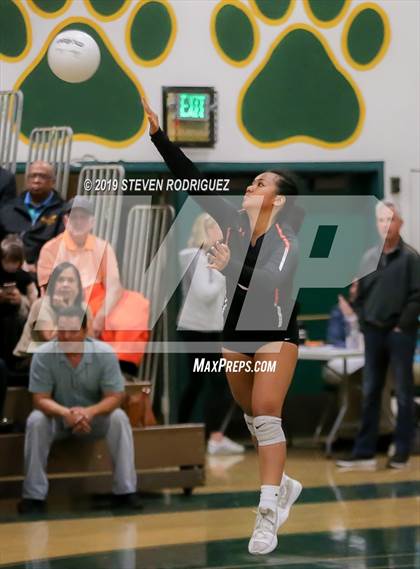 Thumbnail 2 in Tracy vs. Vacaville photogallery.