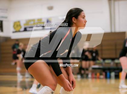 Thumbnail 2 in Tracy vs. Vacaville photogallery.