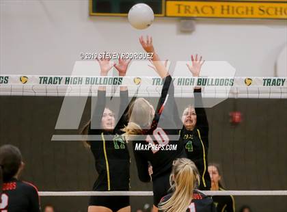 Thumbnail 3 in Tracy vs. Vacaville photogallery.