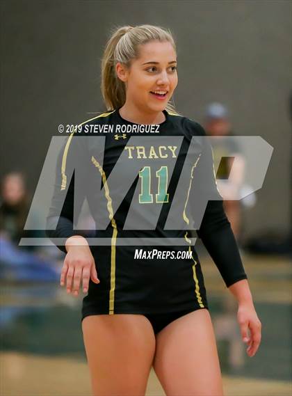 Thumbnail 1 in Tracy vs. Vacaville photogallery.