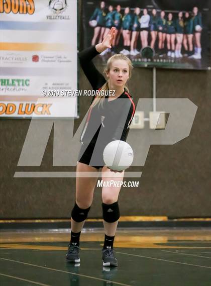 Thumbnail 1 in Tracy vs. Vacaville photogallery.