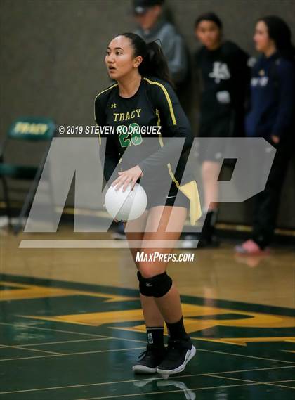 Thumbnail 2 in Tracy vs. Vacaville photogallery.