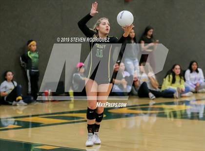 Thumbnail 1 in Tracy vs. Vacaville photogallery.