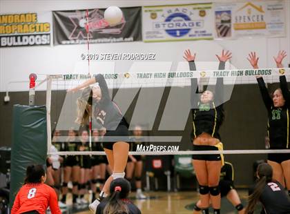 Thumbnail 2 in Tracy vs. Vacaville photogallery.