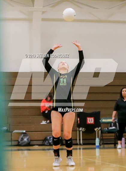 Thumbnail 1 in Tracy vs. Vacaville photogallery.