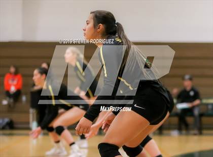 Thumbnail 2 in Tracy vs. Vacaville photogallery.