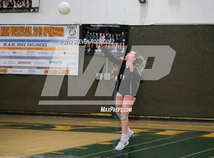Thumbnail 3 in Tracy vs. Vacaville photogallery.