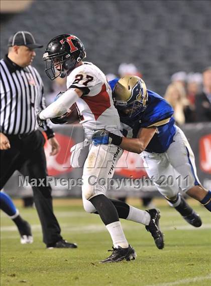 Thumbnail 1 in San Clemente vs. Santa Margarita (CIF SS PAC-5 Division Final) photogallery.