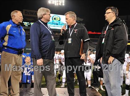 Thumbnail 1 in San Clemente vs. Santa Margarita (CIF SS PAC-5 Division Final) photogallery.