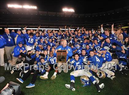 Thumbnail 1 in San Clemente vs. Santa Margarita (CIF SS PAC-5 Division Final) photogallery.