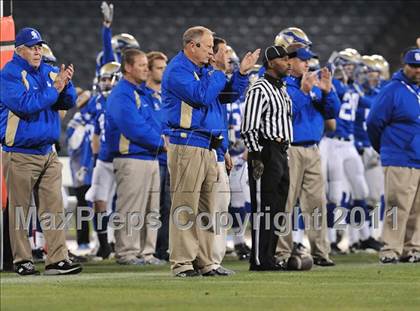 Thumbnail 2 in San Clemente vs. Santa Margarita (CIF SS PAC-5 Division Final) photogallery.