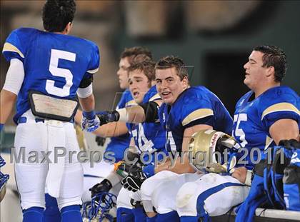 Thumbnail 3 in San Clemente vs. Santa Margarita (CIF SS PAC-5 Division Final) photogallery.