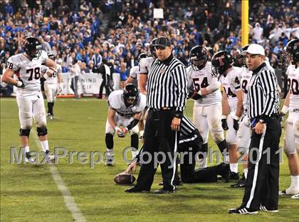 Thumbnail 2 in San Clemente vs. Santa Margarita (CIF SS PAC-5 Division Final) photogallery.