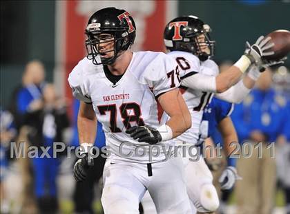 Thumbnail 1 in San Clemente vs. Santa Margarita (CIF SS PAC-5 Division Final) photogallery.