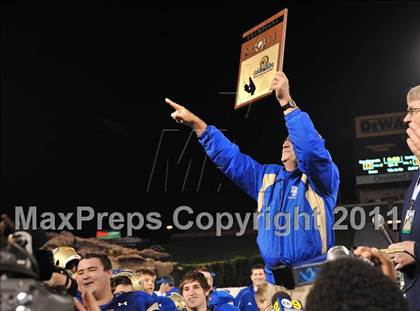 Thumbnail 2 in San Clemente vs. Santa Margarita (CIF SS PAC-5 Division Final) photogallery.