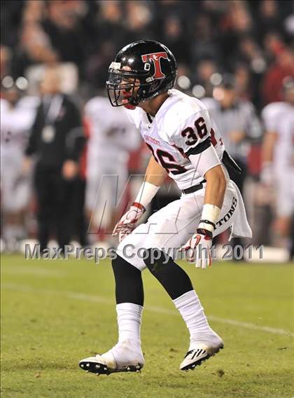 Thumbnail 2 in San Clemente vs. Santa Margarita (CIF SS PAC-5 Division Final) photogallery.