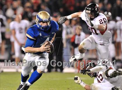 Thumbnail 2 in San Clemente vs. Santa Margarita (CIF SS PAC-5 Division Final) photogallery.