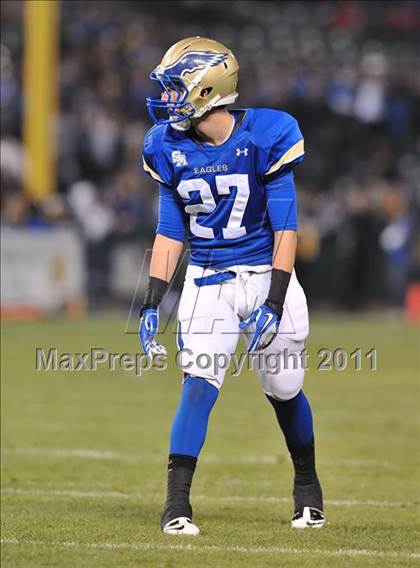 Thumbnail 3 in San Clemente vs. Santa Margarita (CIF SS PAC-5 Division Final) photogallery.