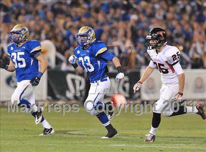 Thumbnail 2 in San Clemente vs. Santa Margarita (CIF SS PAC-5 Division Final) photogallery.