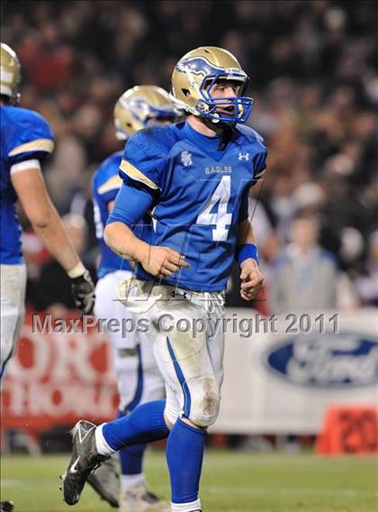 Thumbnail 1 in San Clemente vs. Santa Margarita (CIF SS PAC-5 Division Final) photogallery.