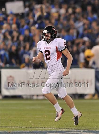 Thumbnail 3 in San Clemente vs. Santa Margarita (CIF SS PAC-5 Division Final) photogallery.