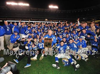 Thumbnail 2 in San Clemente vs. Santa Margarita (CIF SS PAC-5 Division Final) photogallery.