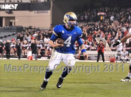 Thumbnail 3 in San Clemente vs. Santa Margarita (CIF SS PAC-5 Division Final) photogallery.