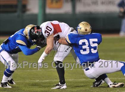 Thumbnail 2 in San Clemente vs. Santa Margarita (CIF SS PAC-5 Division Final) photogallery.