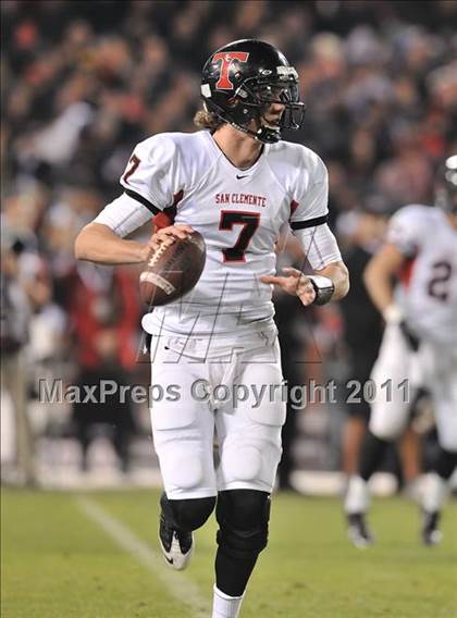 Thumbnail 3 in San Clemente vs. Santa Margarita (CIF SS PAC-5 Division Final) photogallery.