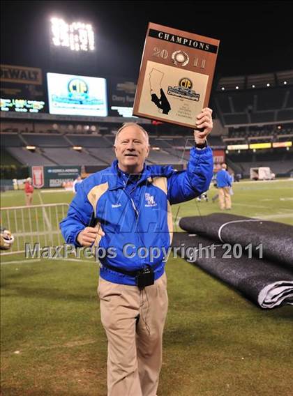 Thumbnail 1 in San Clemente vs. Santa Margarita (CIF SS PAC-5 Division Final) photogallery.