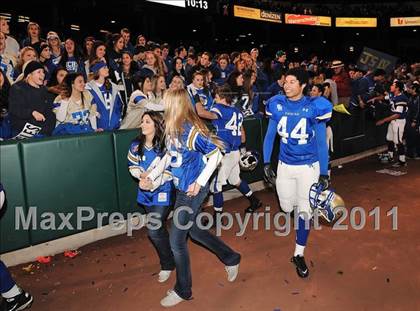 Thumbnail 2 in San Clemente vs. Santa Margarita (CIF SS PAC-5 Division Final) photogallery.