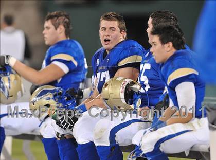 Thumbnail 1 in San Clemente vs. Santa Margarita (CIF SS PAC-5 Division Final) photogallery.