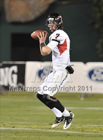 Thumbnail 1 in San Clemente vs. Santa Margarita (CIF SS PAC-5 Division Final) photogallery.