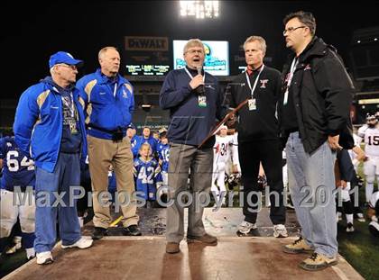 Thumbnail 1 in San Clemente vs. Santa Margarita (CIF SS PAC-5 Division Final) photogallery.