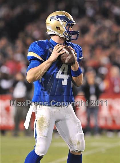 Thumbnail 1 in San Clemente vs. Santa Margarita (CIF SS PAC-5 Division Final) photogallery.