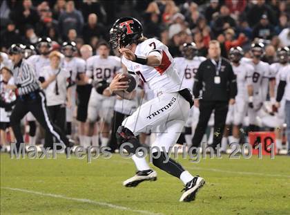 Thumbnail 3 in San Clemente vs. Santa Margarita (CIF SS PAC-5 Division Final) photogallery.