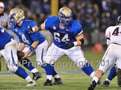 Thumbnail 1 in San Clemente vs. Santa Margarita (CIF SS PAC-5 Division Final) photogallery.