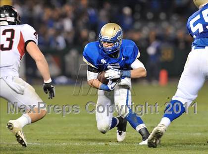 Thumbnail 3 in San Clemente vs. Santa Margarita (CIF SS PAC-5 Division Final) photogallery.