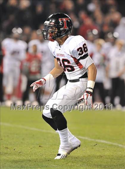 Thumbnail 1 in San Clemente vs. Santa Margarita (CIF SS PAC-5 Division Final) photogallery.