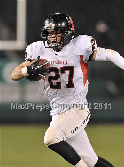 Thumbnail 3 in San Clemente vs. Santa Margarita (CIF SS PAC-5 Division Final) photogallery.