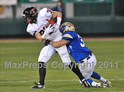 Thumbnail 3 in San Clemente vs. Santa Margarita (CIF SS PAC-5 Division Final) photogallery.