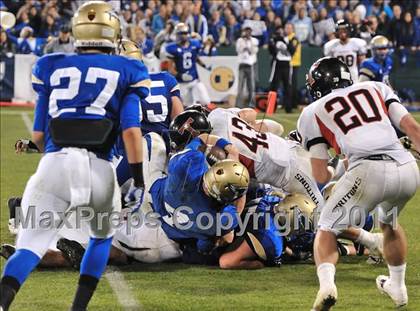 Thumbnail 3 in San Clemente vs. Santa Margarita (CIF SS PAC-5 Division Final) photogallery.
