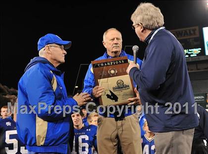 Thumbnail 3 in San Clemente vs. Santa Margarita (CIF SS PAC-5 Division Final) photogallery.