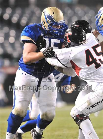 Thumbnail 3 in San Clemente vs. Santa Margarita (CIF SS PAC-5 Division Final) photogallery.