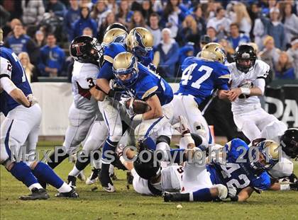 Thumbnail 2 in San Clemente vs. Santa Margarita (CIF SS PAC-5 Division Final) photogallery.