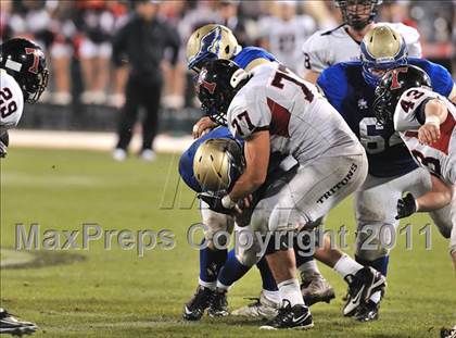 Thumbnail 1 in San Clemente vs. Santa Margarita (CIF SS PAC-5 Division Final) photogallery.