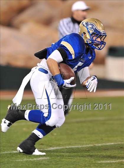 Thumbnail 3 in San Clemente vs. Santa Margarita (CIF SS PAC-5 Division Final) photogallery.