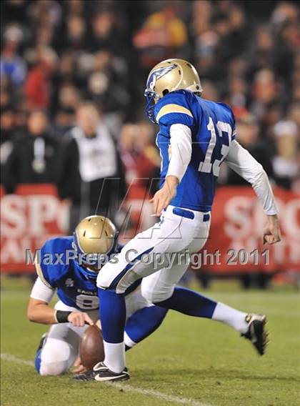 Thumbnail 1 in San Clemente vs. Santa Margarita (CIF SS PAC-5 Division Final) photogallery.